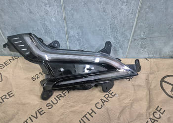 Renault Megane E-tech lampa Led prawy przód