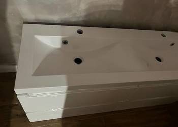 szafka wisząca łazienkowa z umywalką dwu komorowa