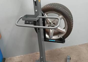 NOWY Podnośnik do kół BLITZ MW80 – akumulatorowy 4x4, SUV, BUS