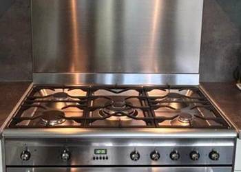 Smeg classica - kuchnia wolnostojąca z okapem