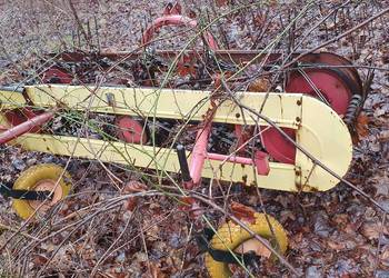 Przetrząsaczo zgrabiarka taśmowa Przetrząsaczo zgrabiarka taśmowa