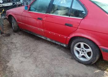 BMW e34 (1990r). DRZWI. kierowcy