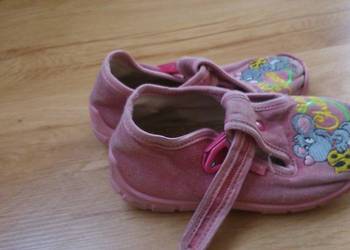 buty dziewczęce r.25 wkł. 15,5 cm