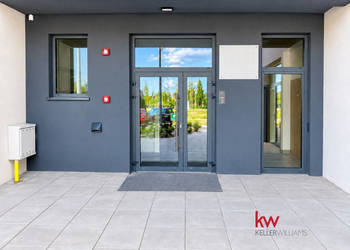 Lokal 38.1m2 Plewiska Kminkowa
