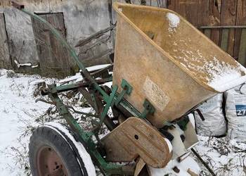 Rozsiewacz nawozow KOS