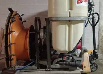 Opryskiwacz sadowniczy bury wulkan