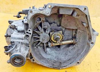CHRYSLER LEBARON LE BARON 2.2 2,5 SKRZYNIA BIEGÓW Getrag A-555 4446380