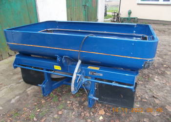 rozsiewacz nawozu Bogballe l2 1500-2000 kg wysiew graniczny
