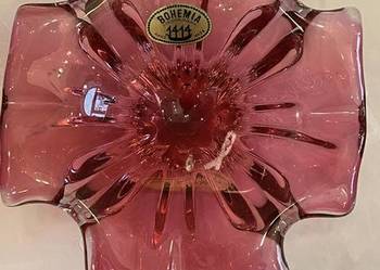 Różowa artystyczna patera ze szkła Bohemia