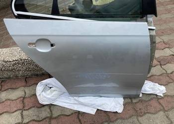 Poszycie drzwi jetta prawy tył La7w