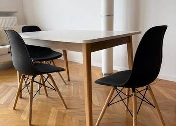 Skandynawskie krzesła w kolorze czarnym, wygodne