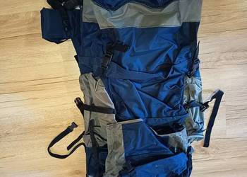 plecak turystyczny ze stelażem