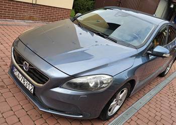 Volvo V40 1,6 T3 150KM Lift 2012r Kamera 2 kpl kół Zamiana na Busa 9 os