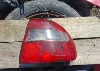 Lampa Prawa Tył Volvo V40