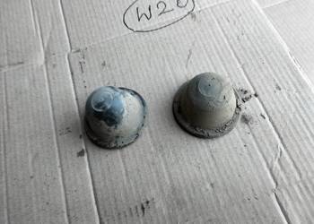 AUDI 80 B3 80B3 GÓRNA OSŁONA ZAŚLEPKA ŚRUBY AMORTYZATORA TYŁ TYLNA