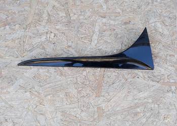 SKODA KODIAQ LISTWA KLAPY BAGAŻNIKA PRAWA TYŁ 565827932