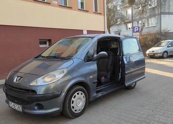 Peugeot 1007 2007 1.4 benzyna clima