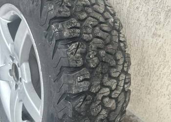 Terenowe Opony wraz z Alufegami R18