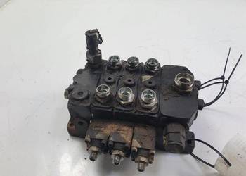 ROZDZIELACZ ŁADOWARKA VOLVO L35B-Z HYDRAULIKI