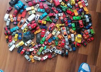 Resoraki autka samochodziki 200sztuk