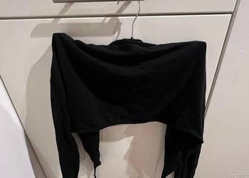 Lekki i wygodny sweterek z wiązaniem L