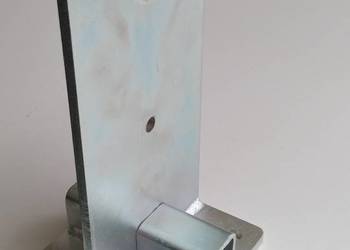 Mocna Kotwa, Podstawa Słupa Przykręcana 140mm