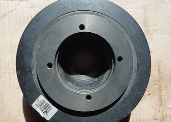 Używane koło pasowe z amortyzatorem John Deere RE516509