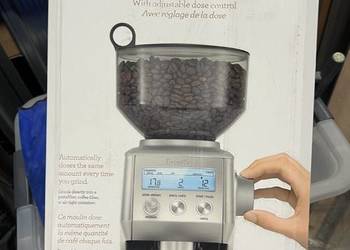 Breville Smart Grinder Pro BCG820 — 110V USA, wymaga transformatora