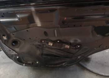 DRZWI PRAWE TYŁ  GOŁE MERCEDES CLS 350