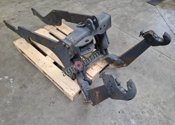 TUZ, przedni podnośnik, Renault Ares 556 RZ