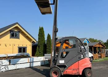 Wózek widłowy LINDE H35 koła bliźniacze podnosi na 530cm przesuw boczny LPG