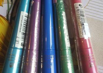 Liquid eyeliner by barry m