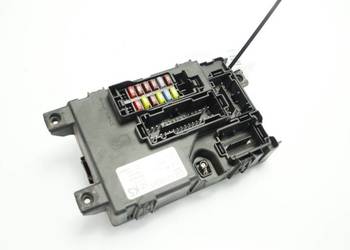 SKRZYNKA BEZPIECZNIKÓW OPEL CORSA D 13142241