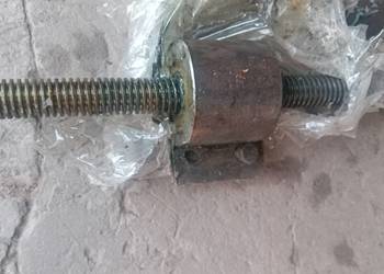 Śruba trapezowa  z nakrętką , do trak taśmowy