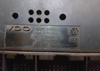 VW PASSAT GOLF IV PANEL NAWIEWU KLIMATYZACJI 3B1907044H
