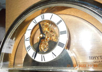zegar szkieletowy rhytm