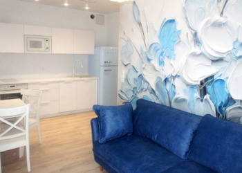 2 pokoje z halą garażową blisko GUM