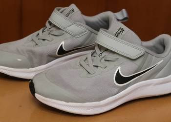 Buty dla chłopca firmy NIKE (model Star Runner 3) rozm. 34