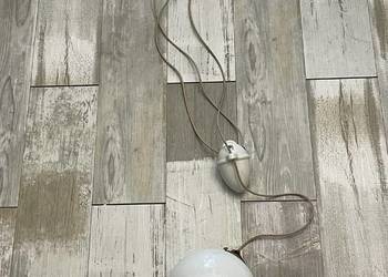 Stara lampa wisząca kuchenna z przeciwwagą porcelanową