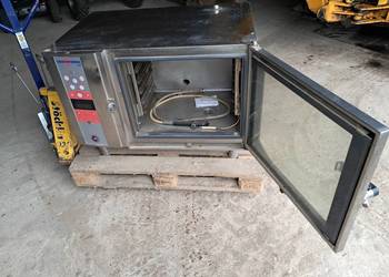 Piec konwekcyjno parowy