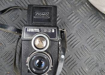 Stary zabytkowy aparat fotograficzny Lubitel