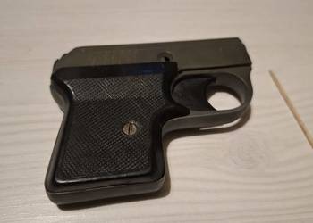 Pistolet hukowy