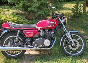 Yamaha XS 750