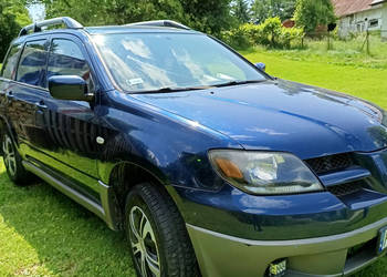 MITSUBISHI OUTLANDER 2003