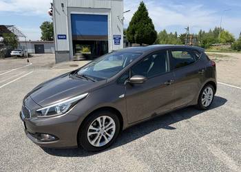 Kia Ceed 1.4 BENZYNA Klimatyzacja Czujniki Cofania Pakiet Zimowy Bluetooth