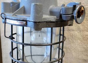 Lampa w oprawie przeciwwybuchowej – Polam Gdańsk. PRL