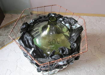Dymion 40l w metalowym koszu