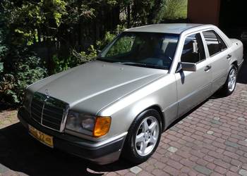 W124, świetny stan, 10 lat w jednych rękach, zero rdzy