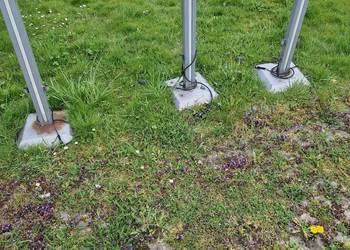 Słupek Ogrodzeniowy z Lampą LED – 104 cm (Używany)