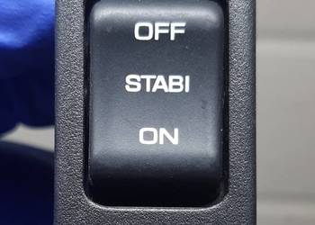 PRZEŁĄCZNIK WŁĄCZNIK PRZYCISK STABI NISSAN PATROL Y61